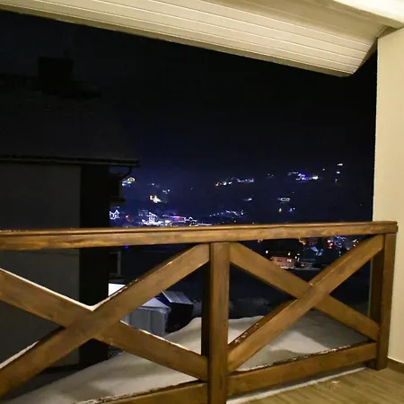 князів двір *