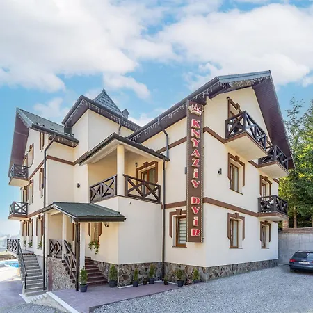 князів двір Bukovel