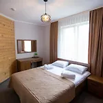 князів двір Hotel Bukoveľ