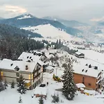 князів двір Hotel *