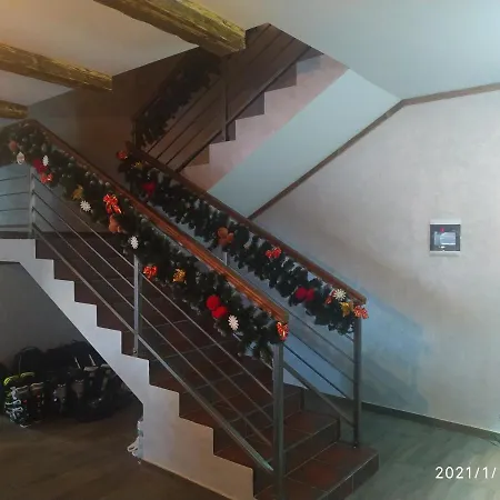 князів двір 호텔