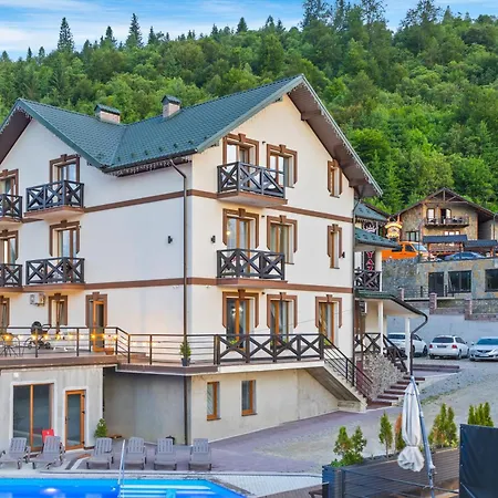 князів двір Hotel Bukoveľ